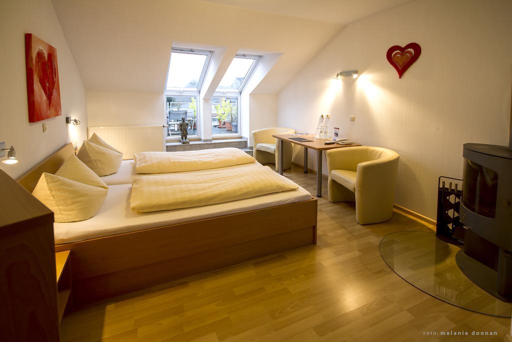 Hotel-Restaurant-Haus Berger Viersen Eksteriør billede