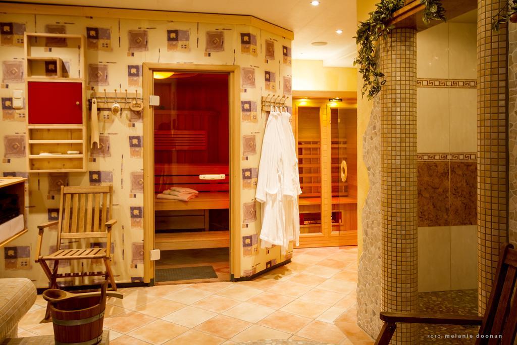 Hotel-Restaurant-Haus Berger Viersen Eksteriør billede
